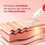 Démonstration lissage des poches sous les yeux avec SOS Tensyeux