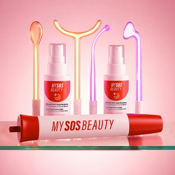 Vysokofrekvenční přístroj, nástavce a mlhy My SOS Beauty na skleněné poličce